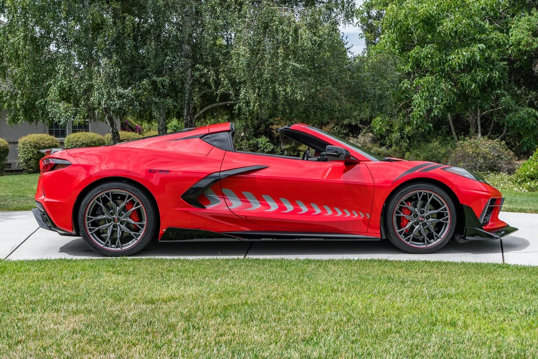 2023 Chevrolet Corvette C8 - Image 2 of 31
