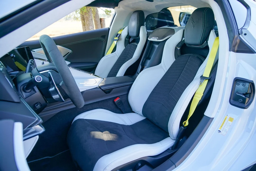 2023 Chevrolet Corvette C8 - Image 4 of 21