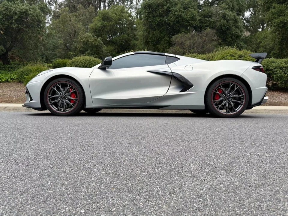 2023 Chevrolet Corvette C8 - Image 8 of 31