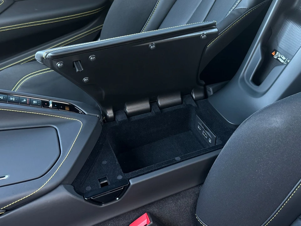 2023 Chevrolet Corvette C8 - Image 22 of 31