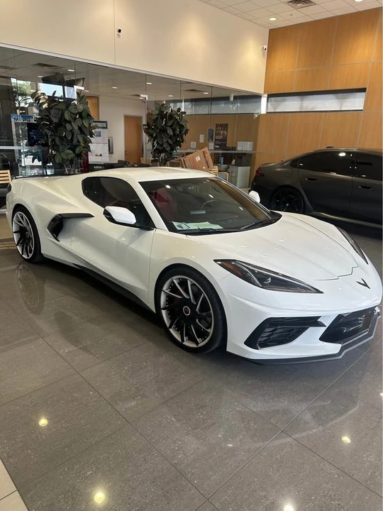 2023 Chevrolet Corvette C8 - Image 5 of 9