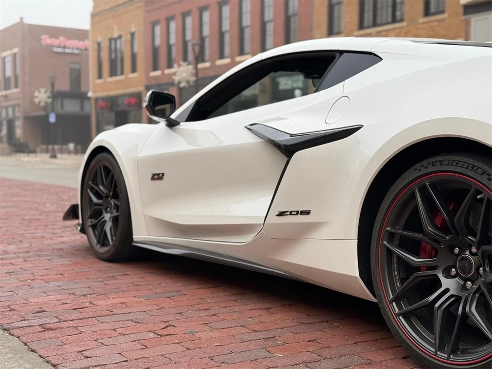 2023 Chevrolet Corvette C8 Z06 - Image 10 of 31