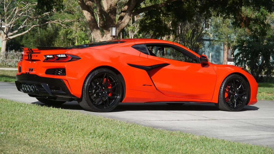 2023 Chevrolet Corvette C8 Z06 - Image 25 of 27