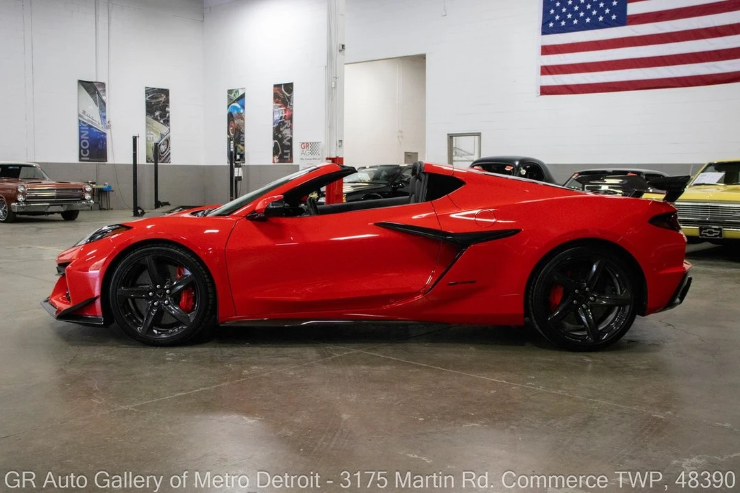 2023 Chevrolet Corvette C8 Z06 - Image 4 of 31