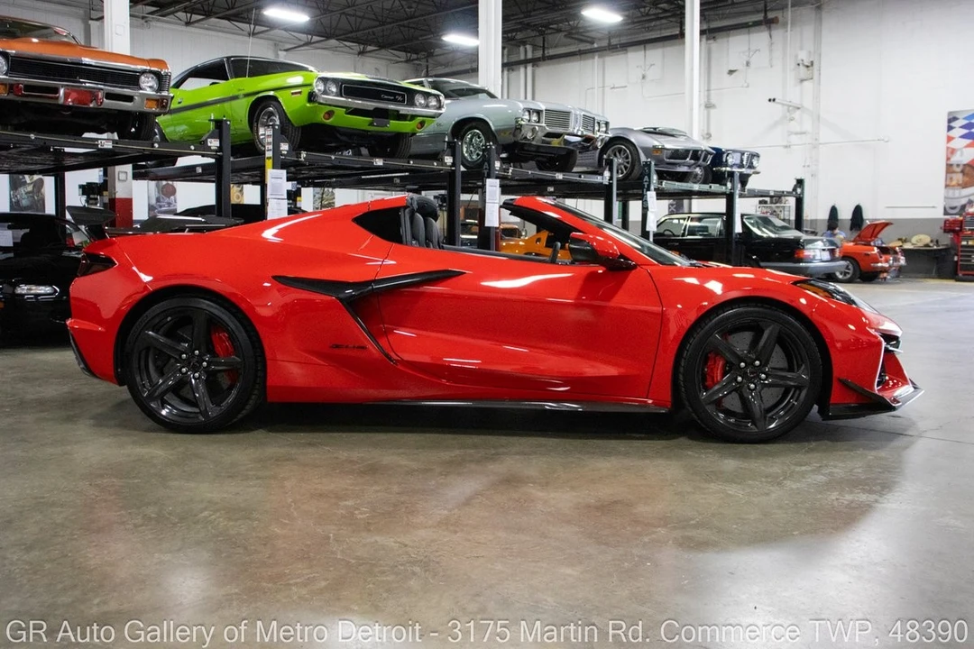 2023 Chevrolet Corvette C8 Z06 - Image 9 of 31