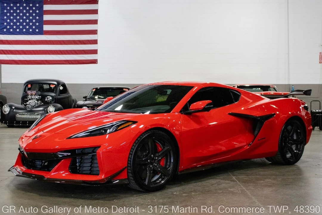 2023 Chevrolet Corvette C8 Z06 - Image 3 of 31