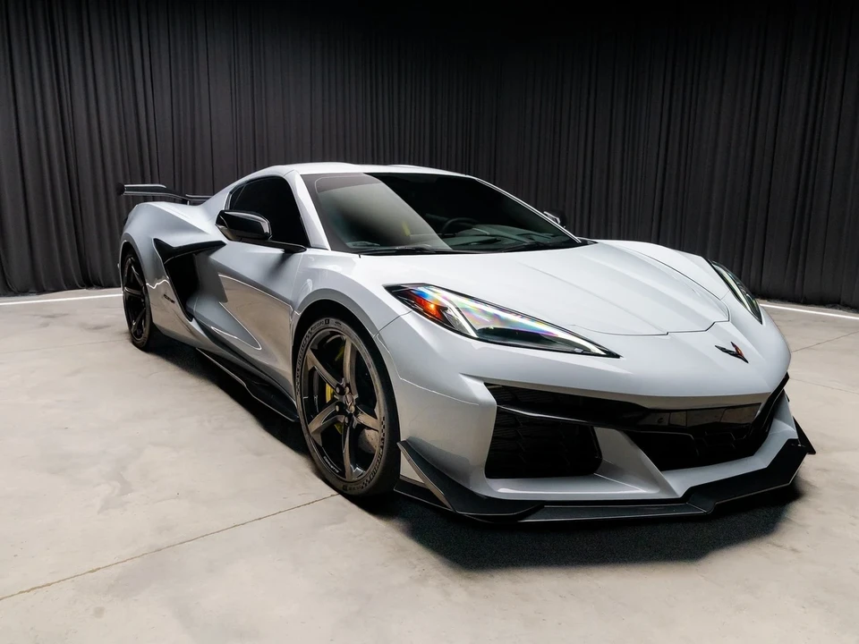 2023 Chevrolet Corvette C8 Z06 - Image 7 of 12