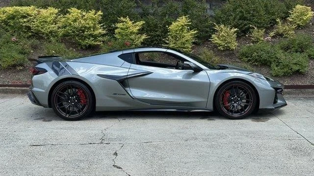 2023 Chevrolet Corvette C8 Z06 - Image 7 of 21