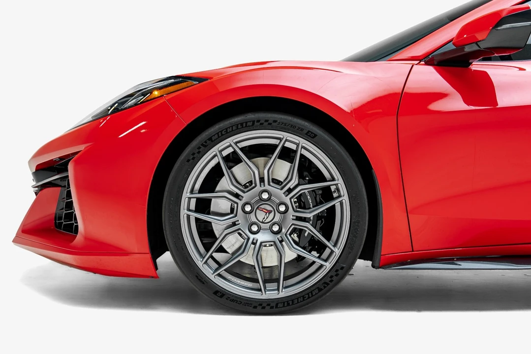 2023 Chevrolet Corvette C8 Z06 - Image 17 of 31