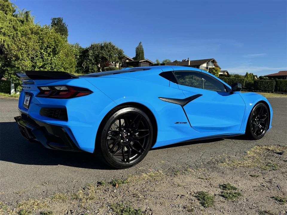 2023 Chevrolet Corvette C8 Z06 - Image 4 of 31