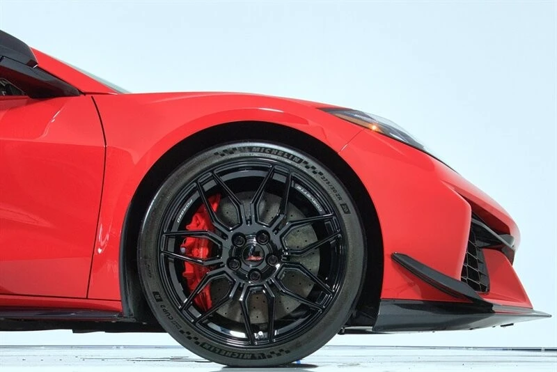 2023 Chevrolet Corvette C8 Z06 - Image 15 of 31