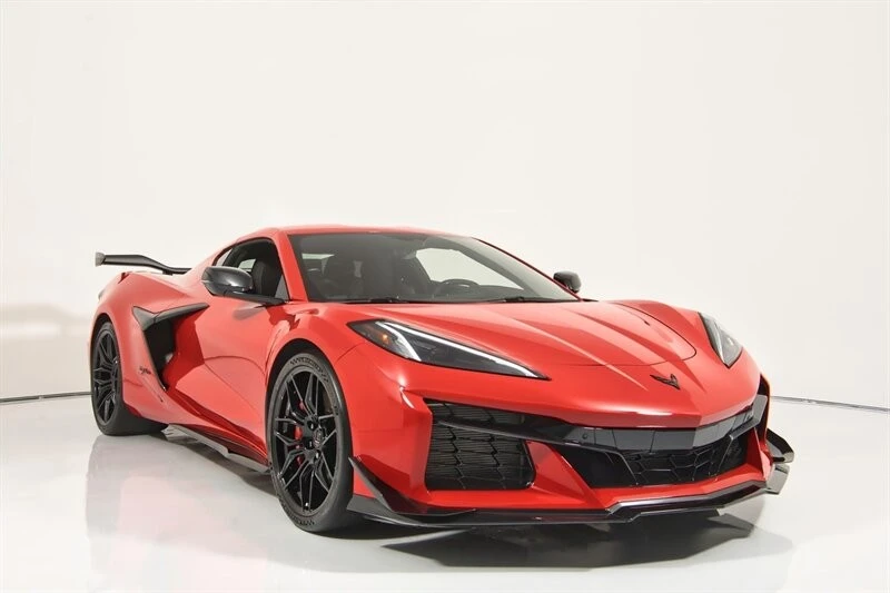 2023 Chevrolet Corvette C8 Z06 - Image 2 of 31