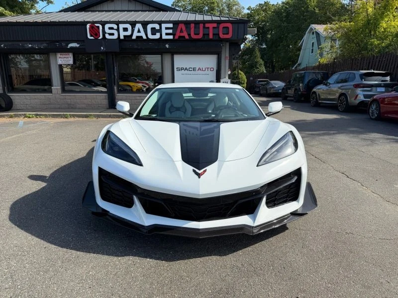 2023 Chevrolet Corvette C8 Z06 - Image 8 of 12
