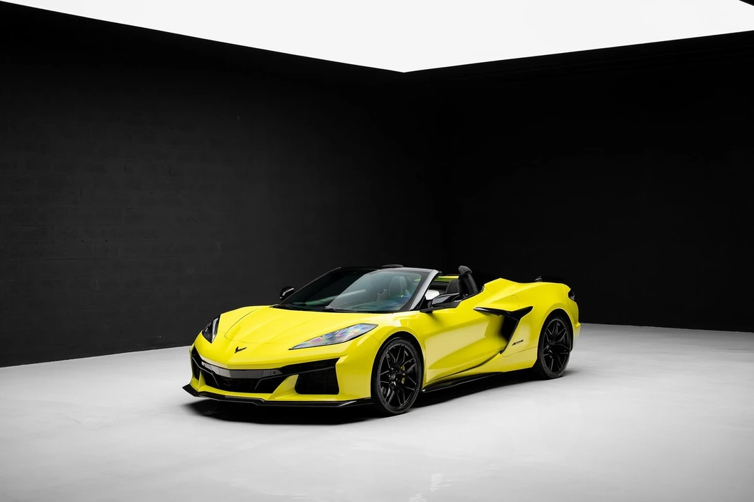 2023 Chevrolet Corvette C8 Z06 - Image 6 of 12
