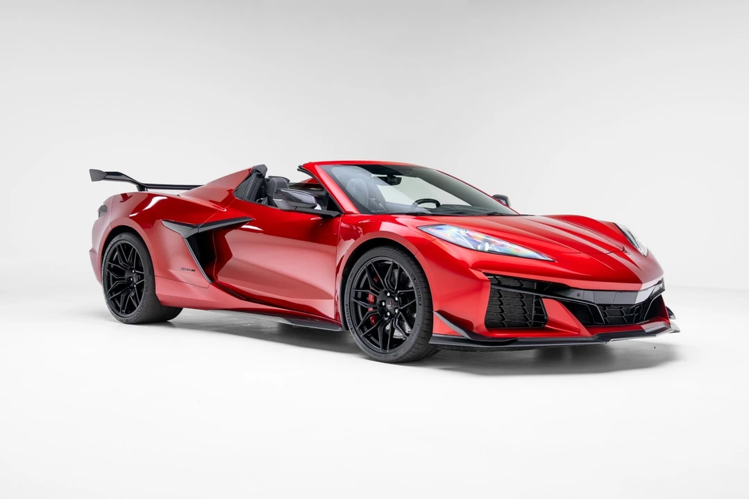 2023 Chevrolet Corvette C8 Z06 - Image 10 of 12