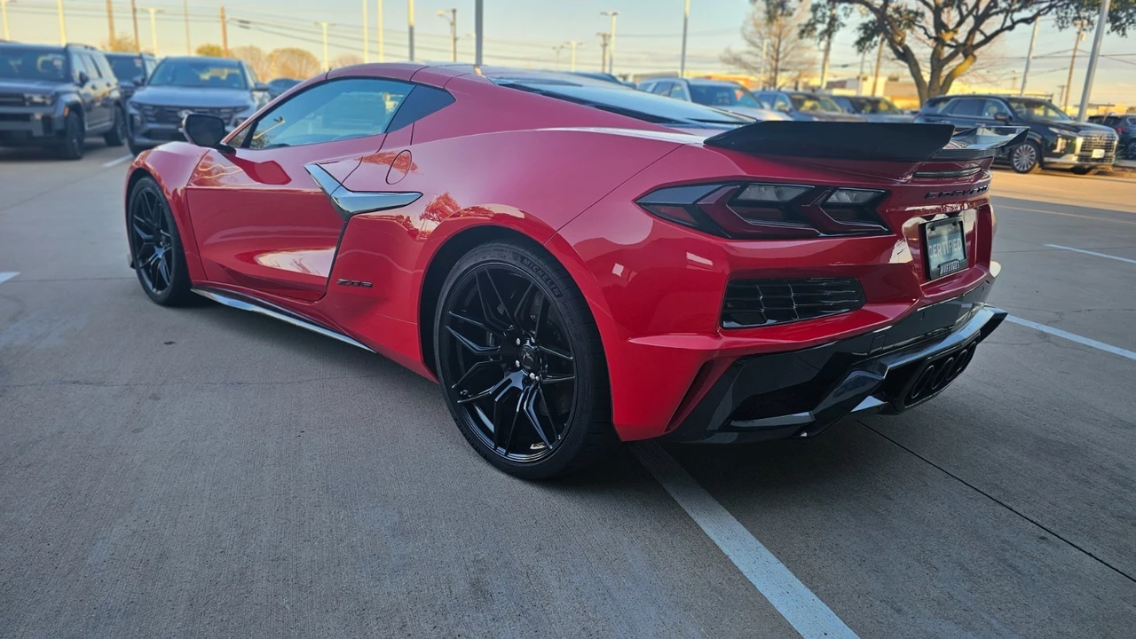 2023 Chevrolet Corvette C8 Z06 - Image 5 of 21