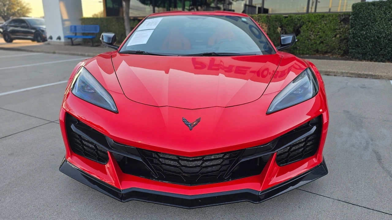 2023 Chevrolet Corvette C8 Z06 - Image 2 of 21