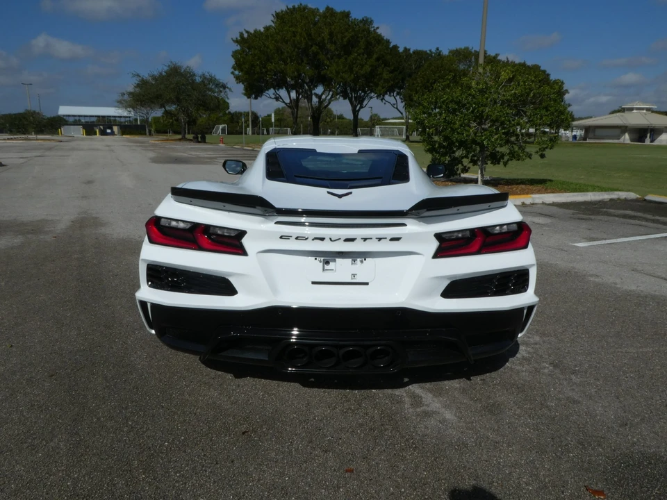 2023 Chevrolet Corvette C8 Z06 - Image 11 of 21