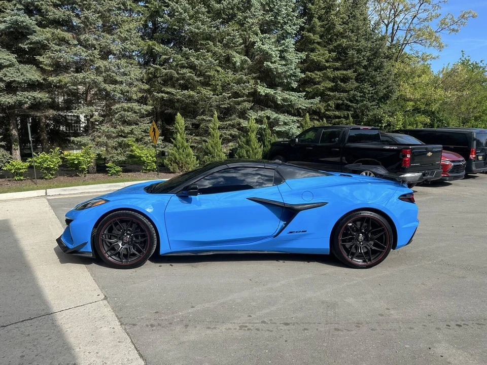 2023 Chevrolet - Image 14 of 28