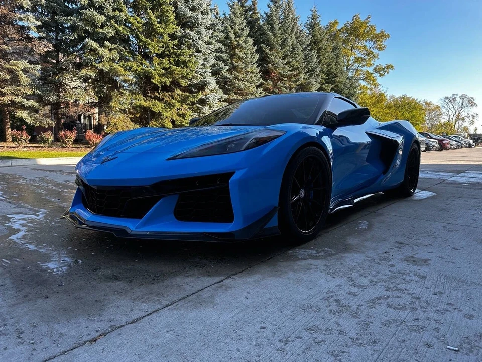 2023 Chevrolet Corvette C8 Z06 - Image 2 of 12