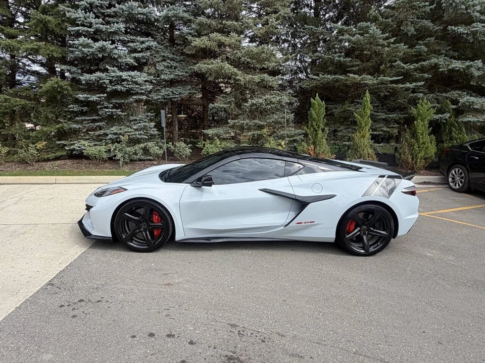 2023 Chevrolet Corvette C8 Z06 - Image 13 of 31
