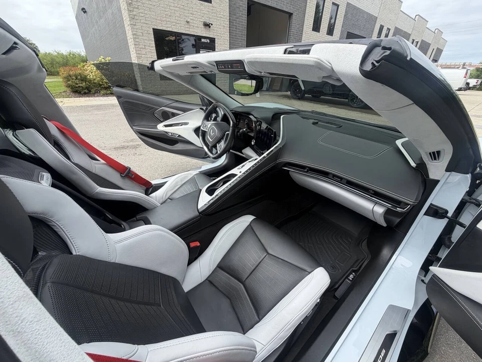 2023 Chevrolet Corvette C8 Z06 - Image 26 of 31