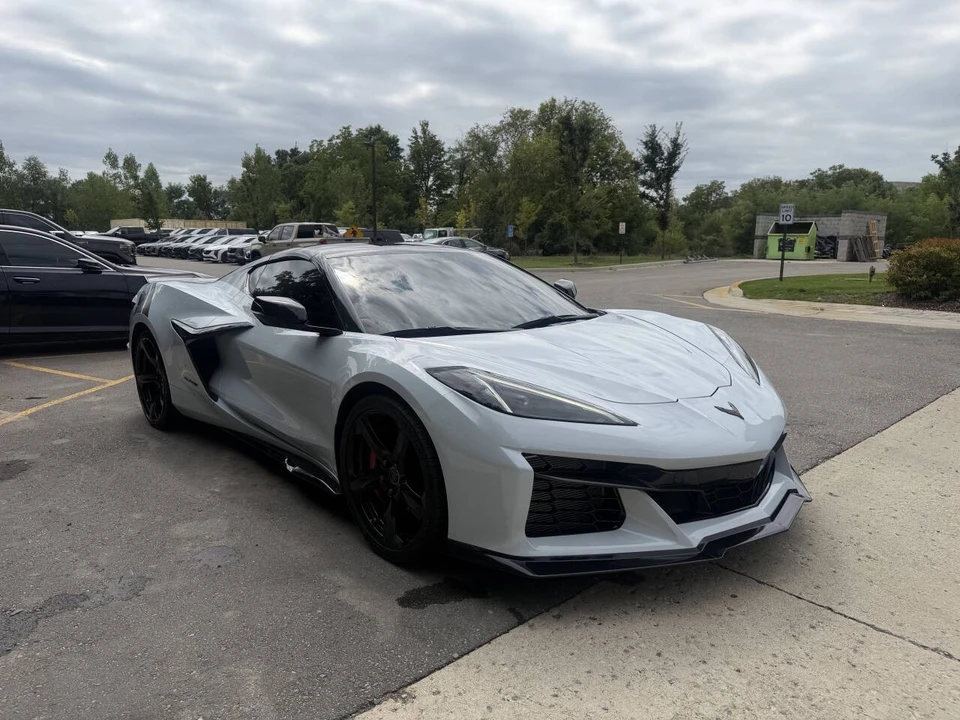 2023 Chevrolet Corvette C8 Z06 - Image 6 of 31