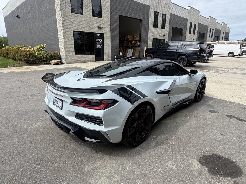 2023 Chevrolet Corvette C8 Z06 - Image 7 of 31