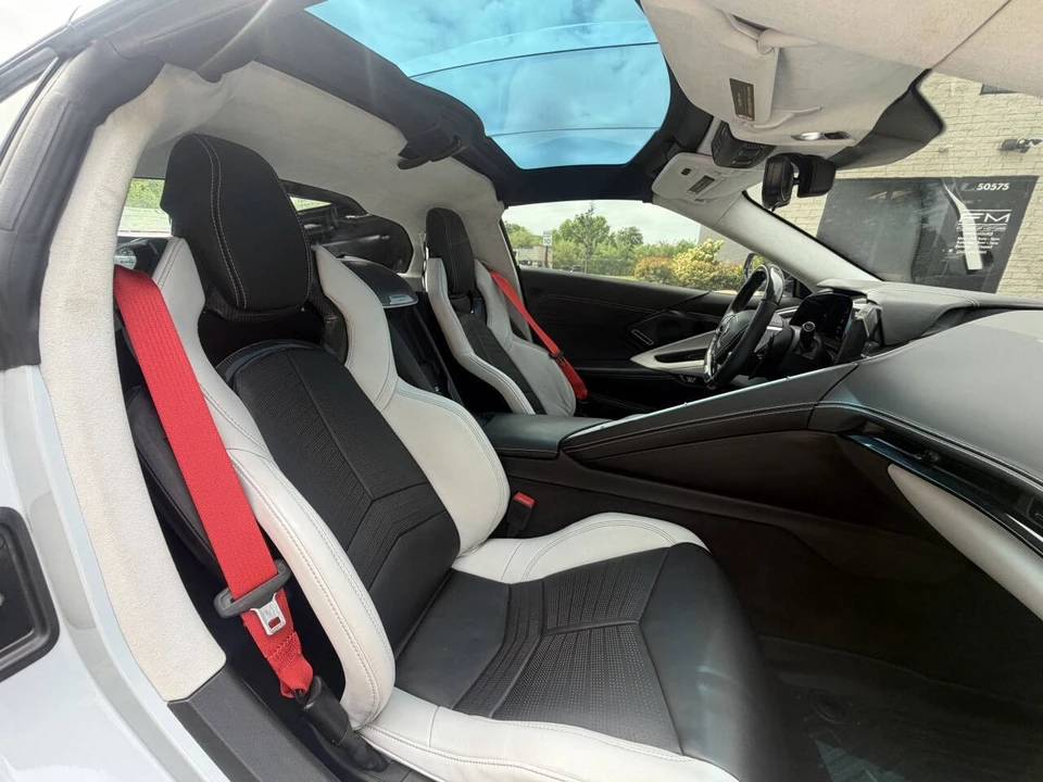2023 Chevrolet Corvette C8 Z06 - Image 19 of 31