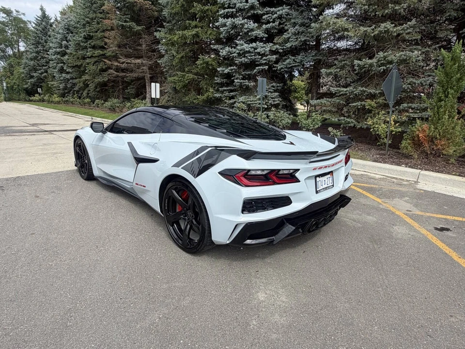 2023 Chevrolet Corvette C8 Z06 - Image 9 of 31