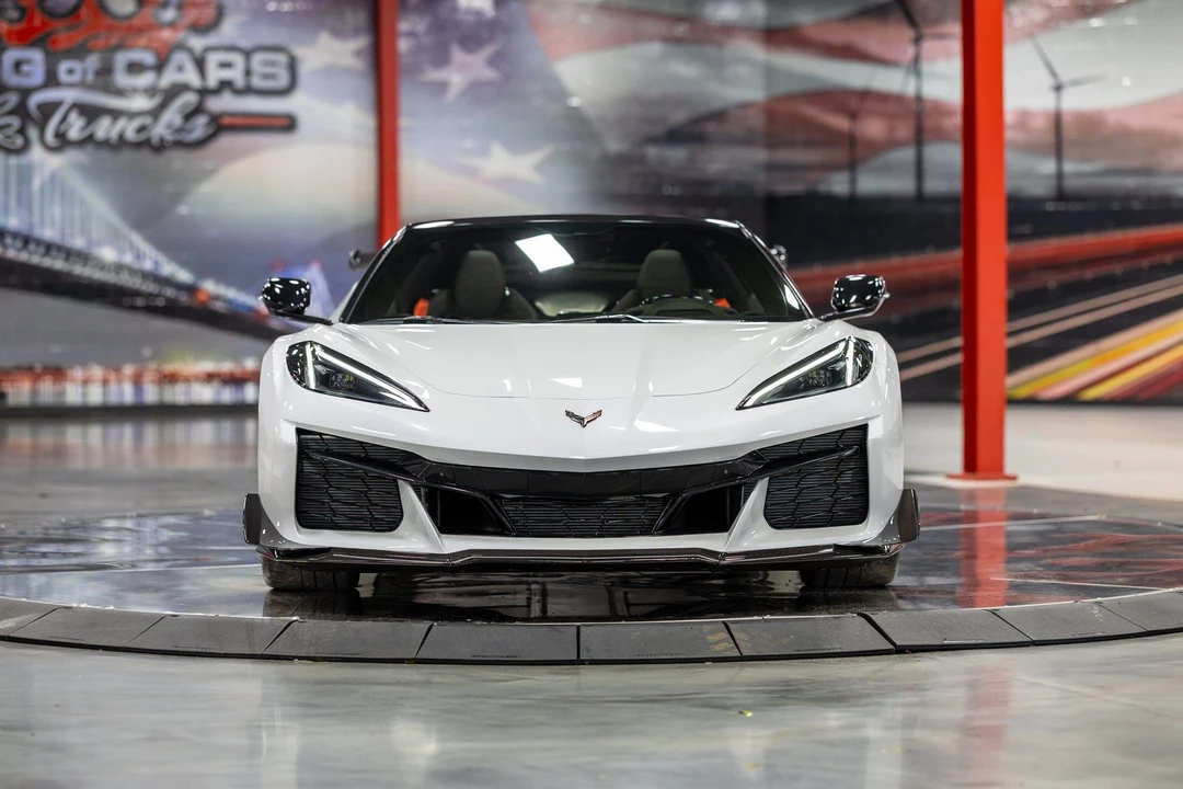 2023 Chevrolet Corvette C8 Z06 - Image 6 of 31