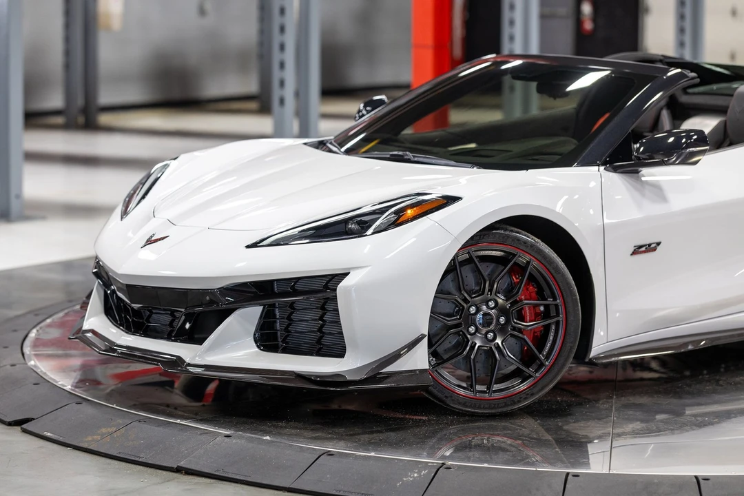 2023 Chevrolet Corvette C8 Z06 - Image 5 of 31