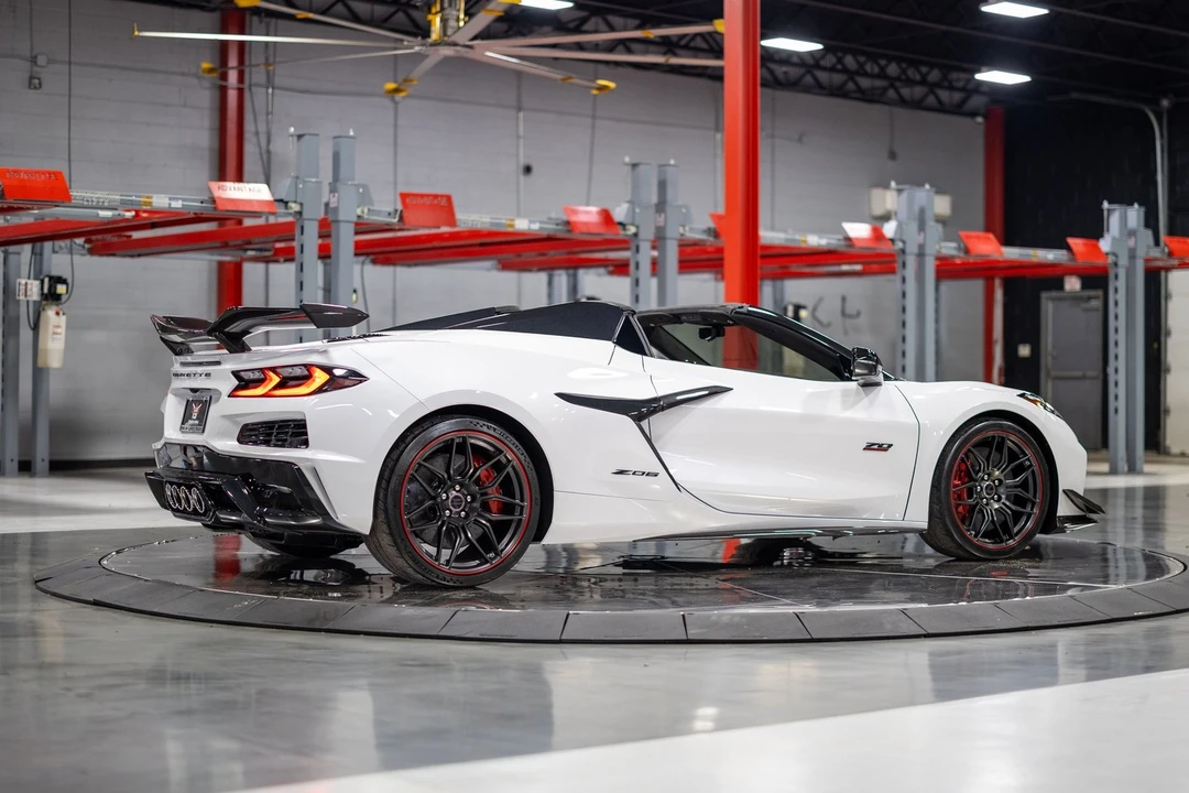 2023 Chevrolet Corvette C8 Z06 - Image 28 of 31