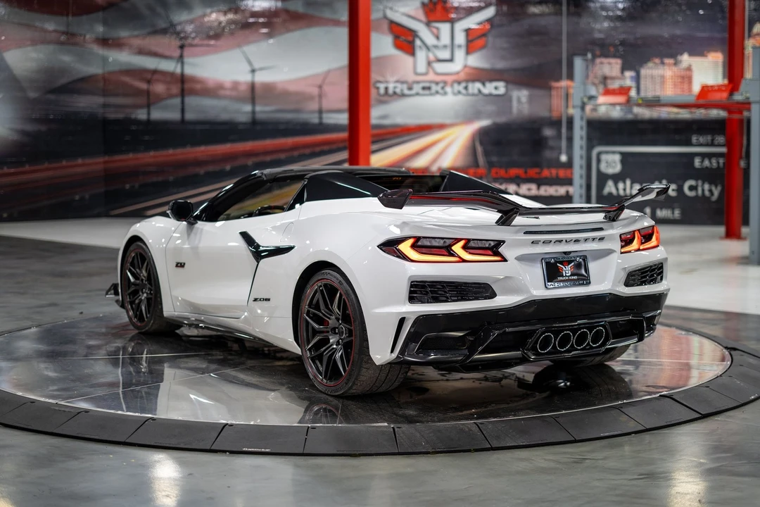 2023 Chevrolet Corvette C8 Z06 - Image 20 of 31