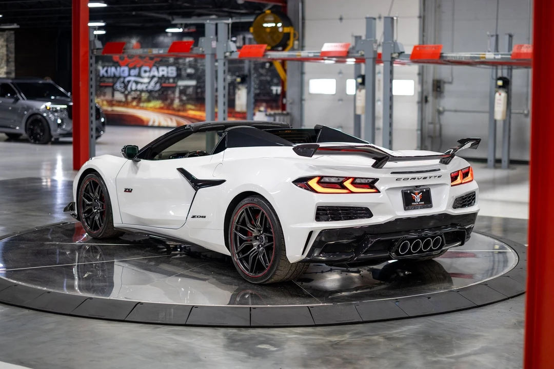 2023 Chevrolet Corvette C8 Z06 - Image 11 of 31