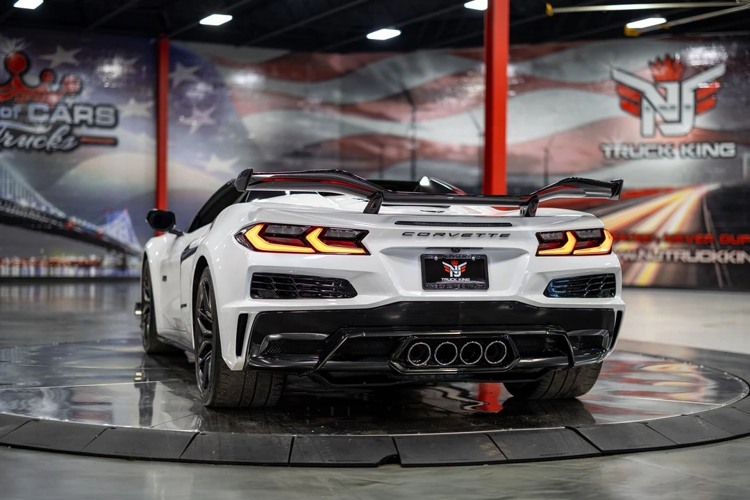 2023 Chevrolet Corvette C8 Z06 - Image 21 of 31