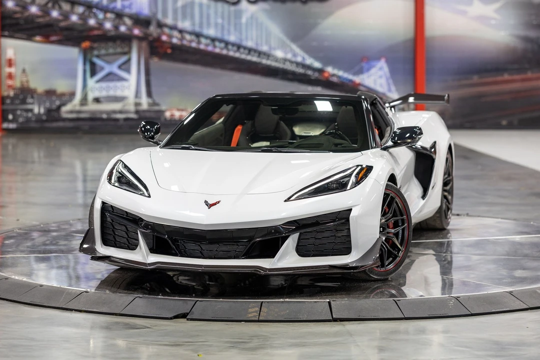 2023 Chevrolet Corvette C8 Z06 - Image 3 of 31
