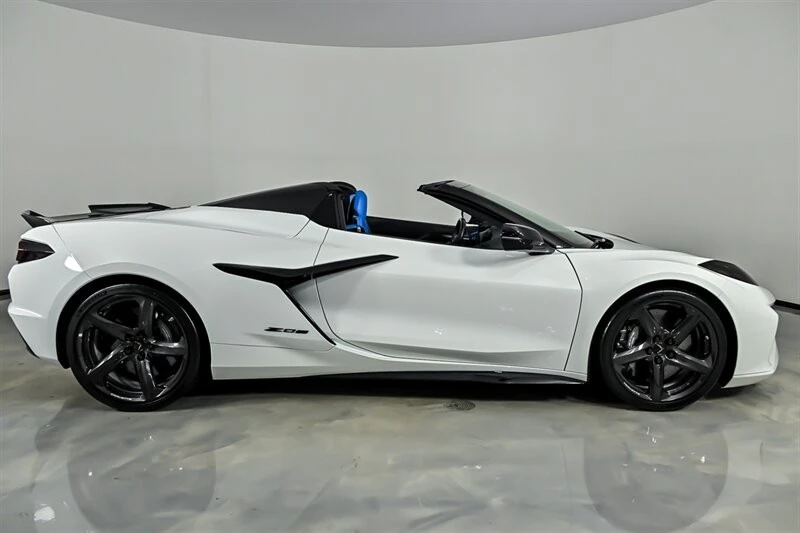 2023 Chevrolet Corvette C8 Z06 - Image 10 of 31
