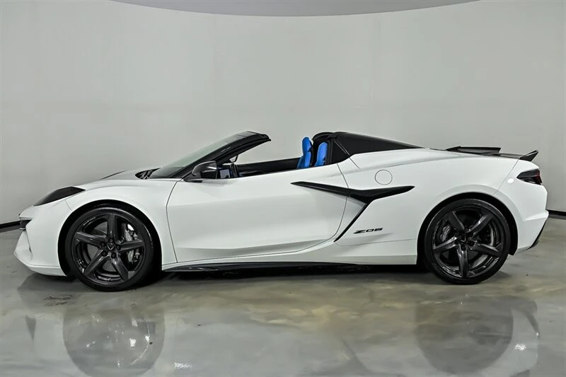 2023 Chevrolet Corvette C8 Z06 - Image 6 of 31
