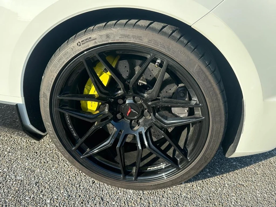 2023 Chevrolet Corvette C8 Z06 - Image 7 of 31