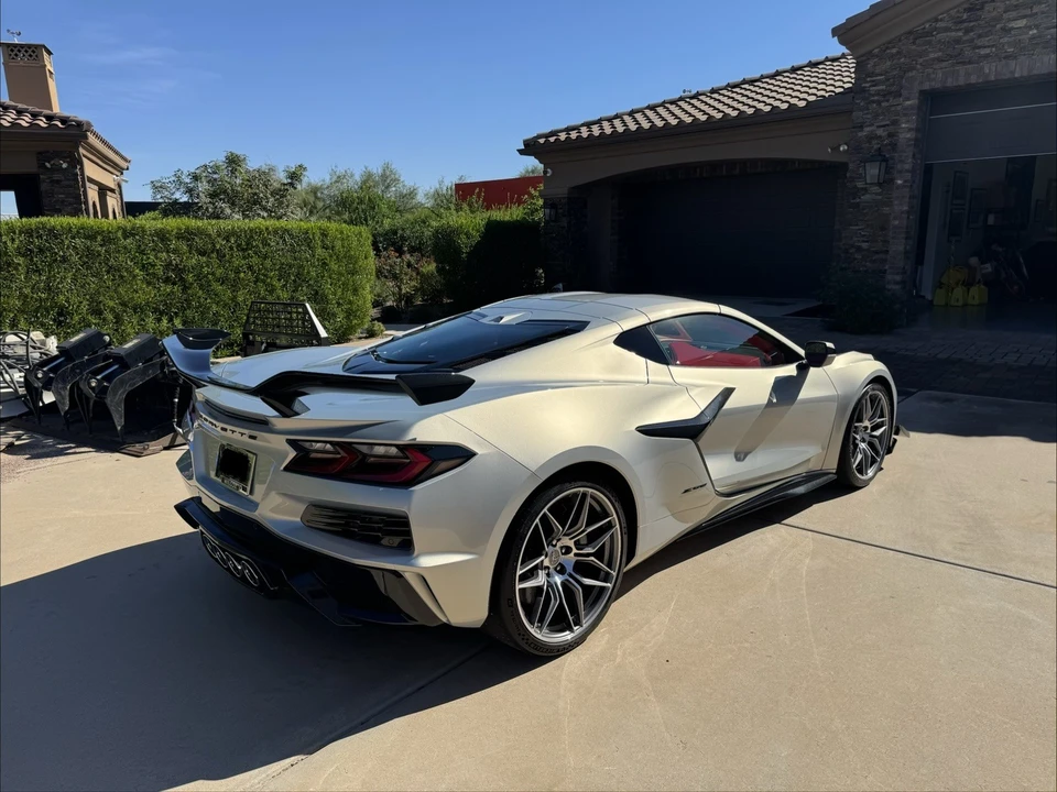 2023 Chevrolet Corvette C8 Z06 - Image 5 of 16