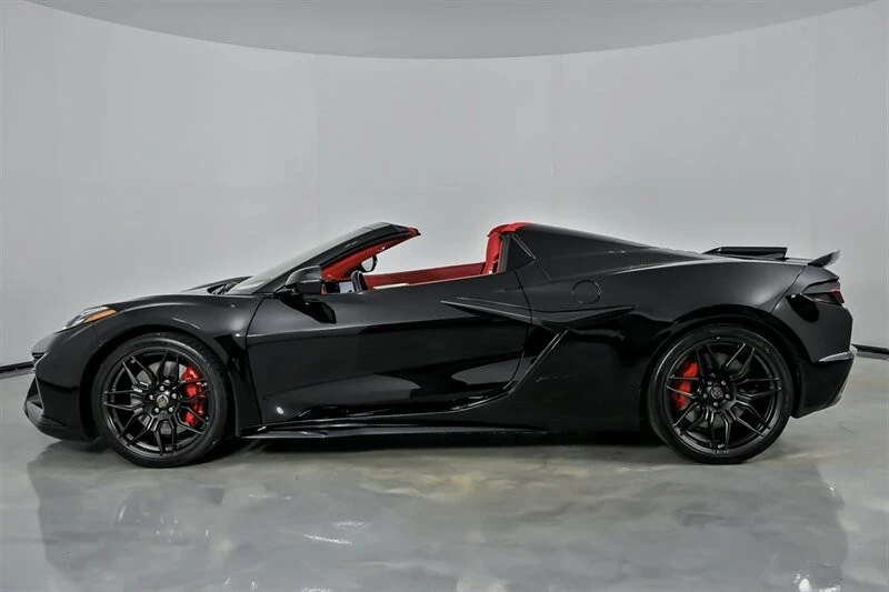 2023 Chevrolet Corvette C8 Z06 - Image 8 of 31