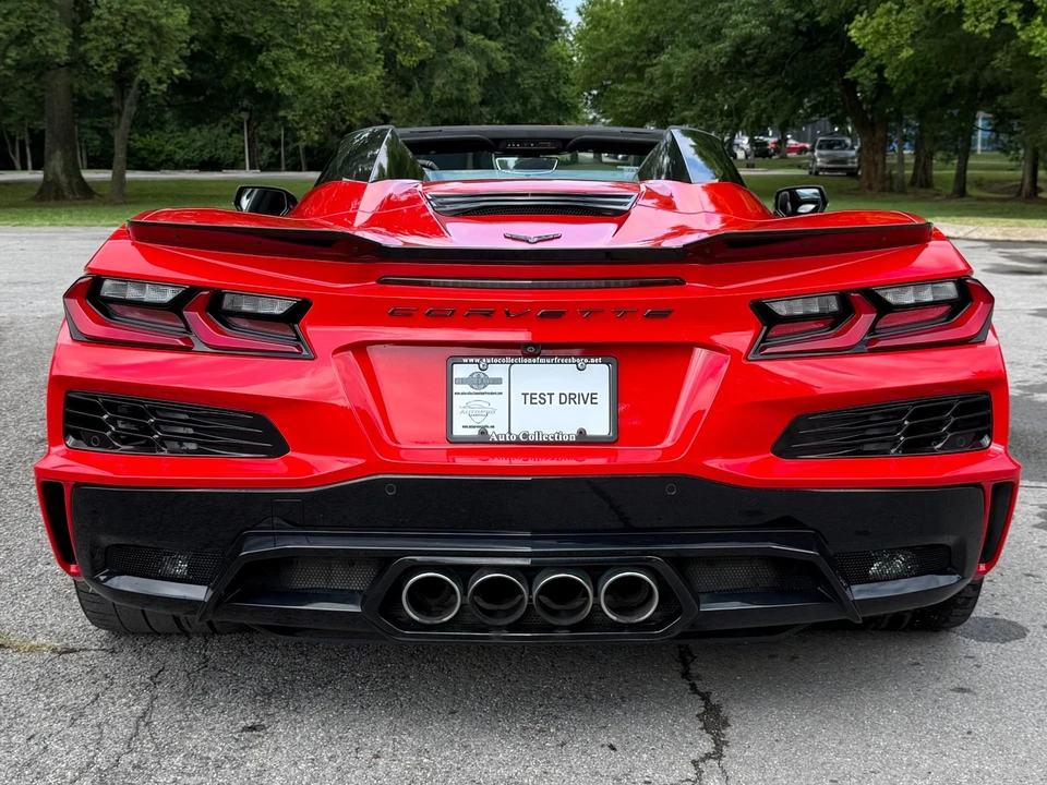 2023 Chevrolet Corvette C8 Z06 - Image 13 of 31