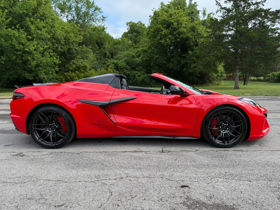 2023 Chevrolet Corvette C8 Z06 - Image 7 of 31