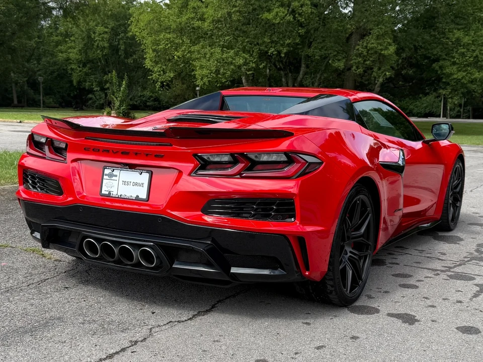 2023 Chevrolet Corvette C8 Z06 - Image 11 of 31
