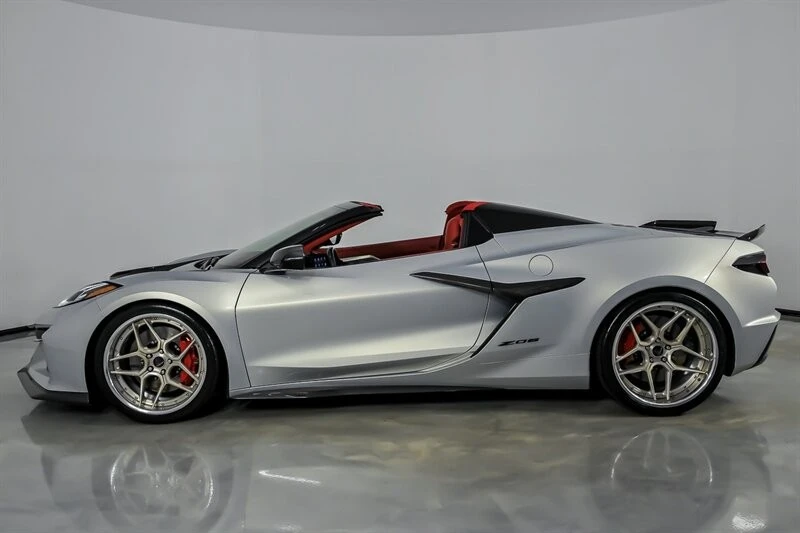 2023 Chevrolet Corvette C8 Z06 - Image 8 of 21
