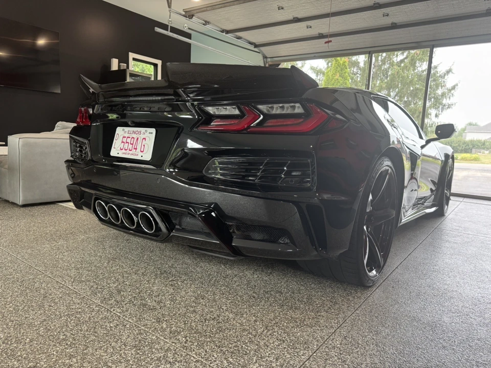 2023 Chevrolet Corvette C8 Z06 - Image 5 of 10