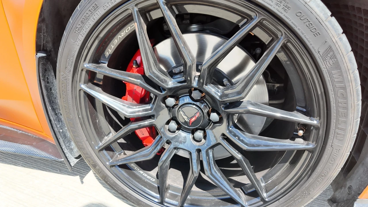 2023 Chevrolet Corvette C8 Z06 - Image 17 of 31