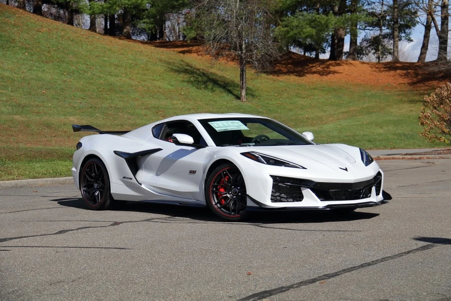 2023 Chevrolet Corvette C8 Z06 - Image 6 of 31