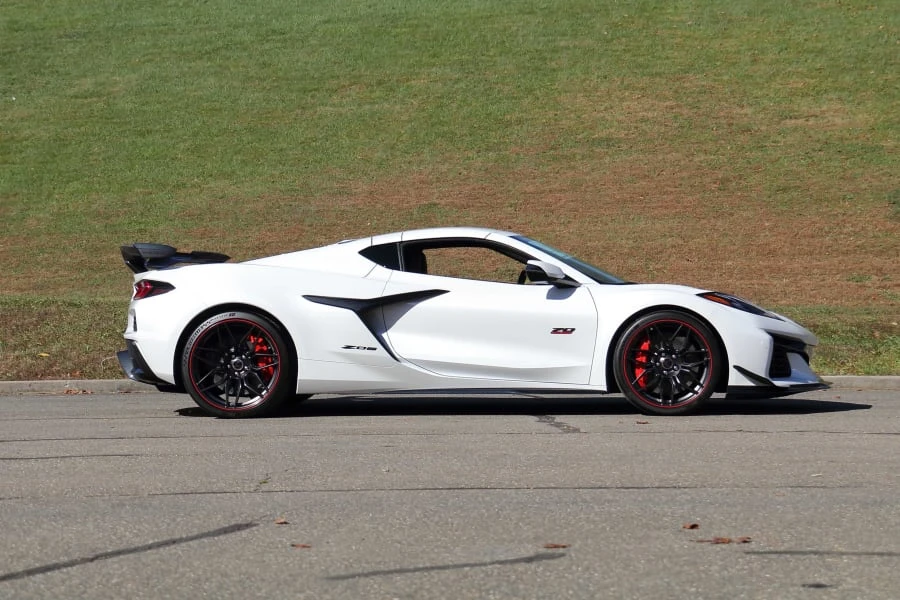 2023 Chevrolet Corvette C8 Z06 - Image 13 of 31